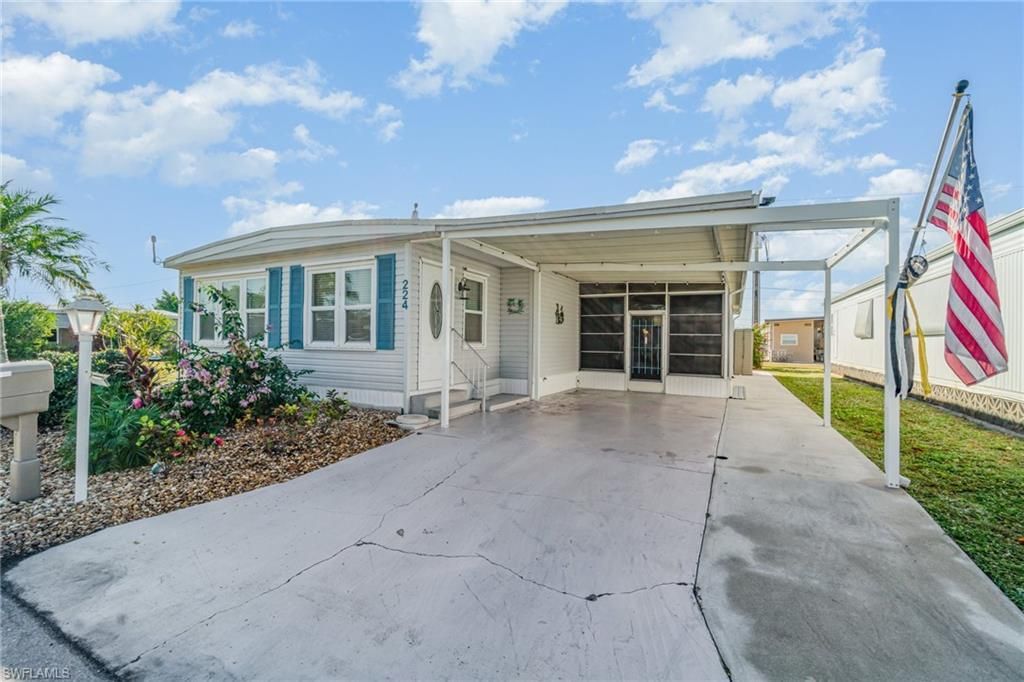 5508 Colonial Rd, North Fort Myers, FL 33917 Photo