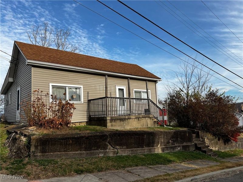 355 Lincoln Avenue, Mingo Junction, OH 43938 Photo 2