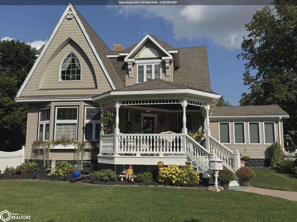 305 8Th Street N, Northwood, IA 50459