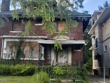 68 Monterey Street, Highland Park, MI 48203