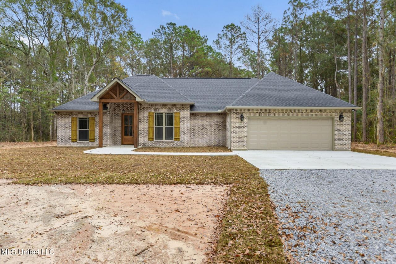 5360 Hoda Road, Kiln, MS 39556 Main Photo