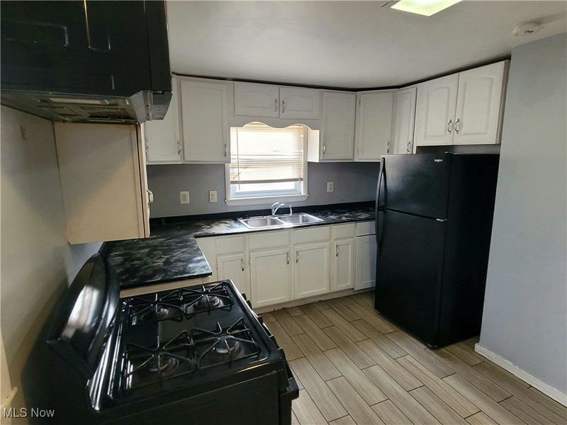 11808 Jesse Avenue, Cleveland, OH 44105 Photo 13