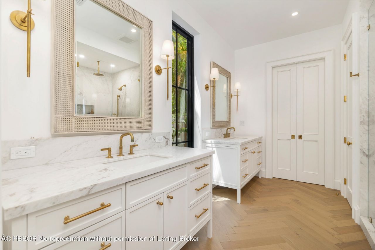 302 E Lakewood Road, West Palm Beach, FL 33405 Photo