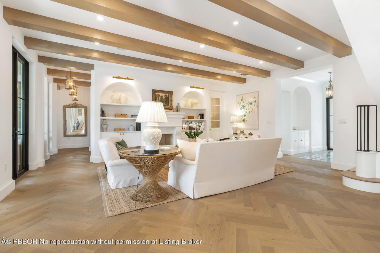 302 E Lakewood Road, West Palm Beach, FL 33405 Photo