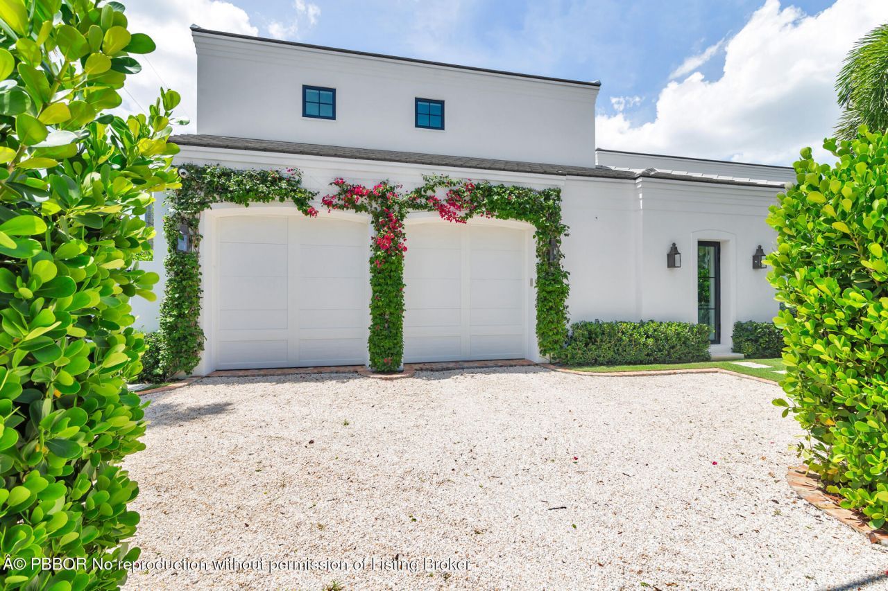 302 E Lakewood Road, West Palm Beach, FL 33405 Photo