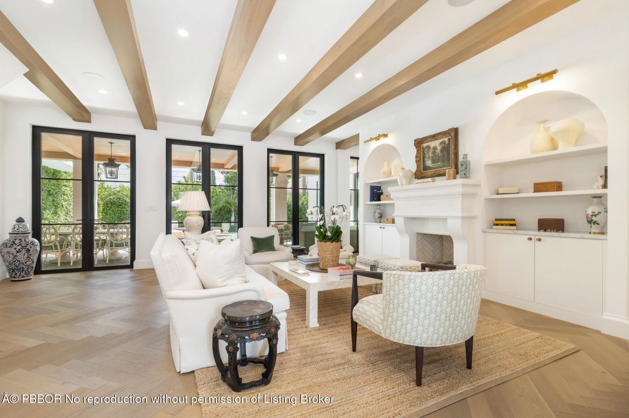 302 E Lakewood Road, West Palm Beach, FL 33405 Photo