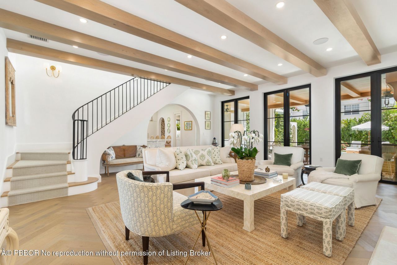 302 E Lakewood Road, West Palm Beach, FL 33405 Photo