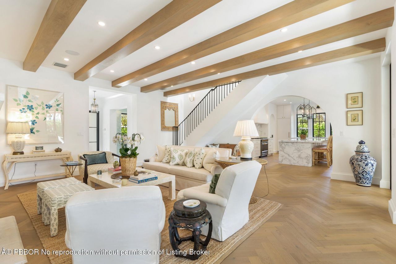 302 E Lakewood Road, West Palm Beach, FL 33405 Photo