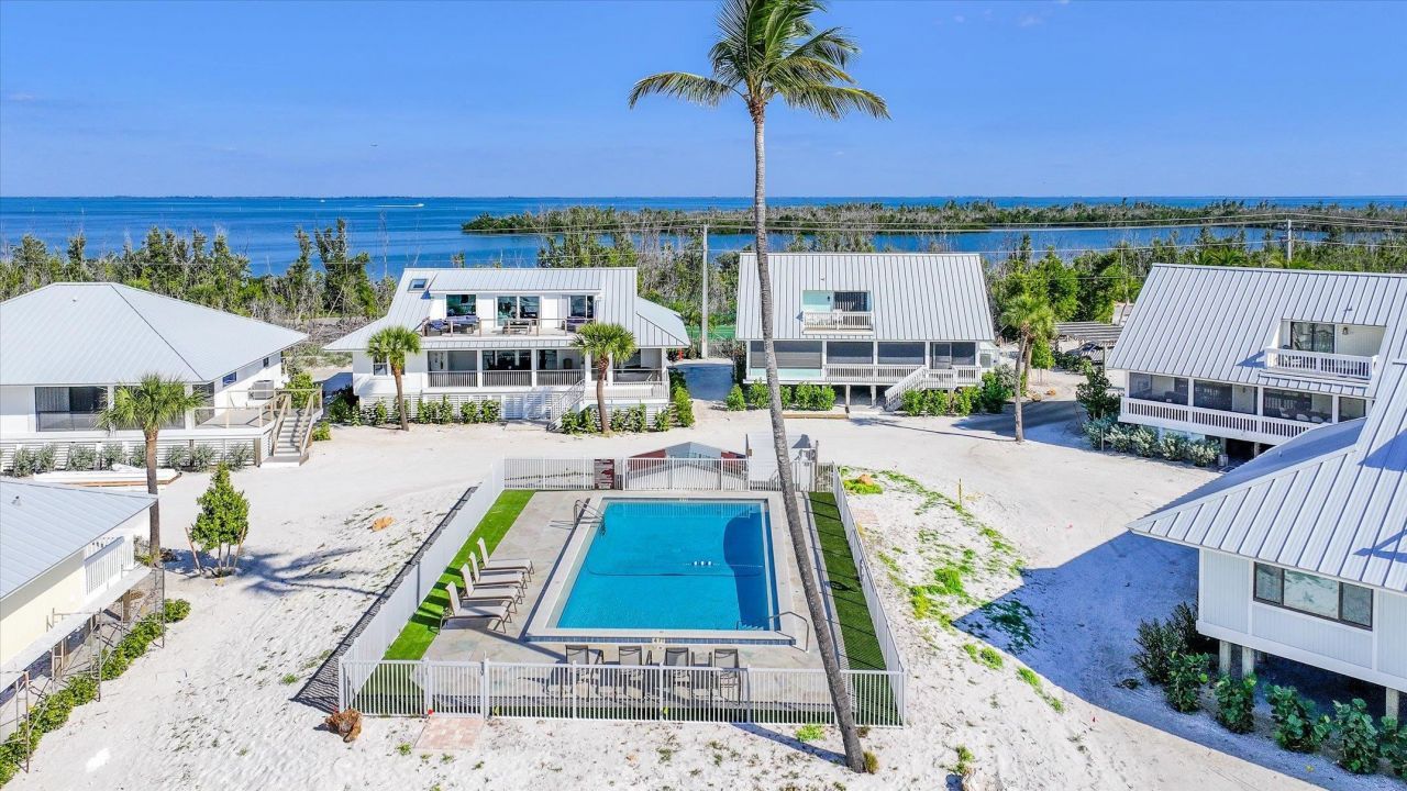 27 Beach Homes, Unit 27, Captiva, FL 33924 Photo