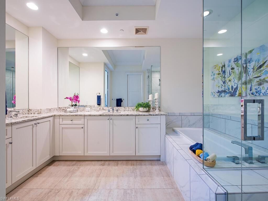 1030 3rd Ave S, Unit 208, Naples, FL 34102 Photo