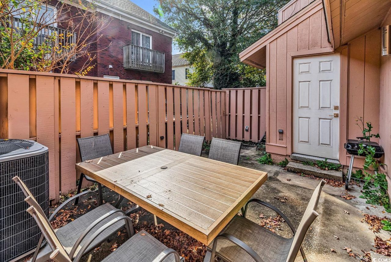 305 21st Ave. S Photo 24