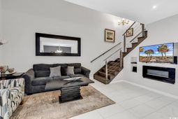 305 21st Ave. S photo 4