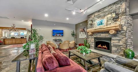 2100 N North Village Drive, Truckee, CA 96161 Photo