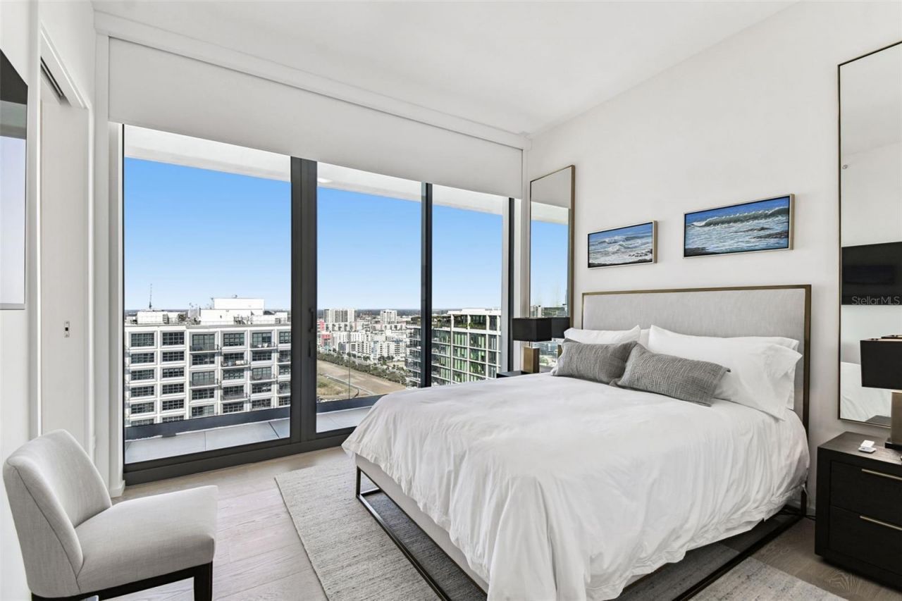 1000 Water Street, Unit 2202, Tampa, FL 33602 Photo