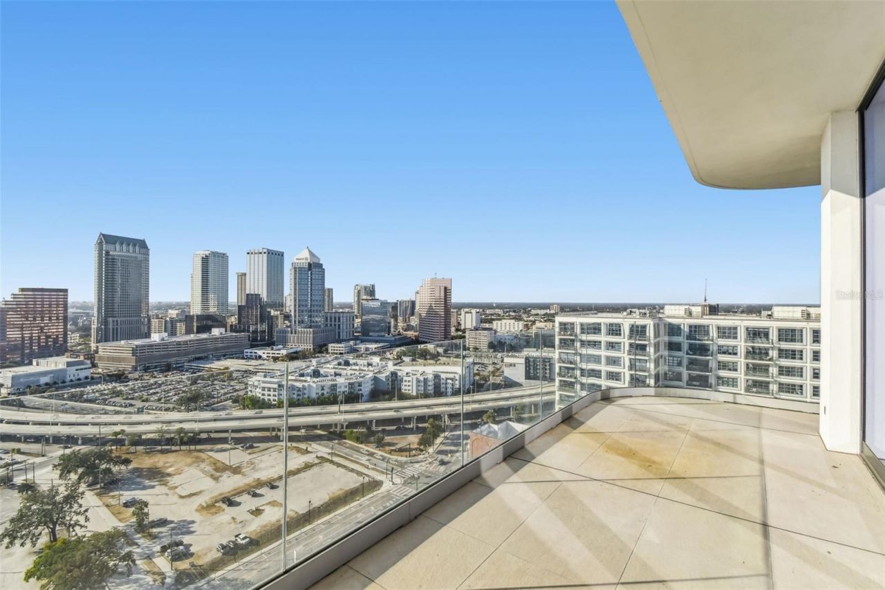 1000 Water Street, Unit 2202, Tampa, FL 33602 Photo