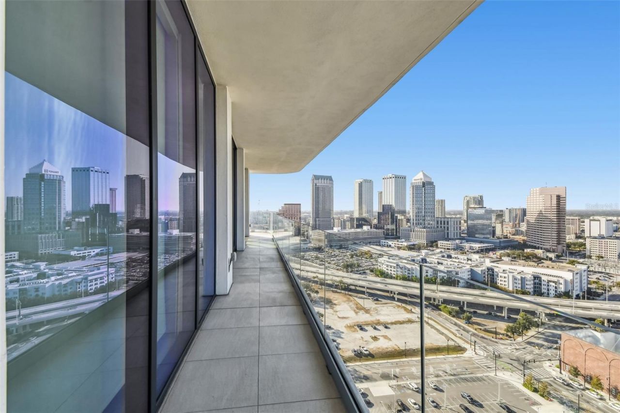 1000 Water Street, Unit 2202, Tampa, FL 33602 Photo