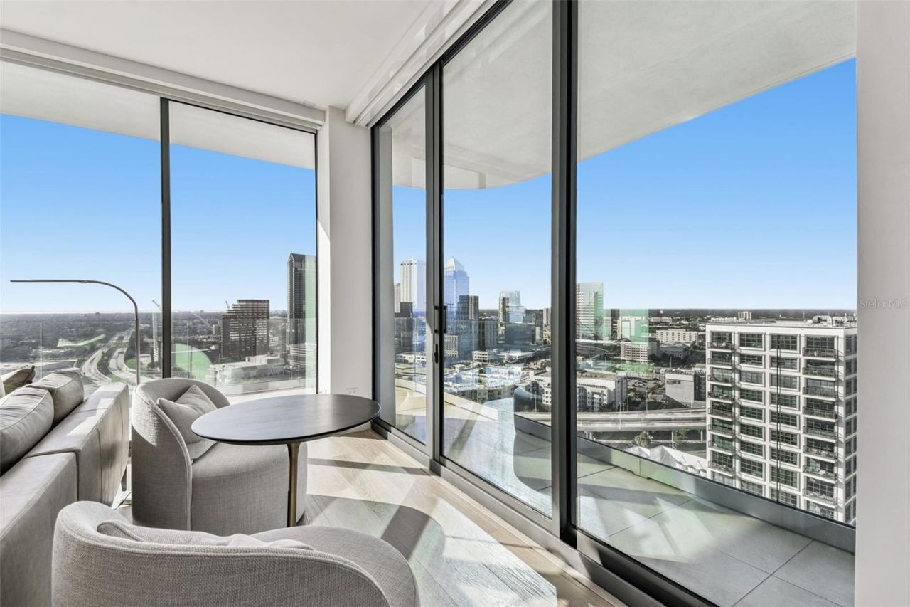 1000 Water Street, Unit 2202, Tampa, FL 33602 Photo