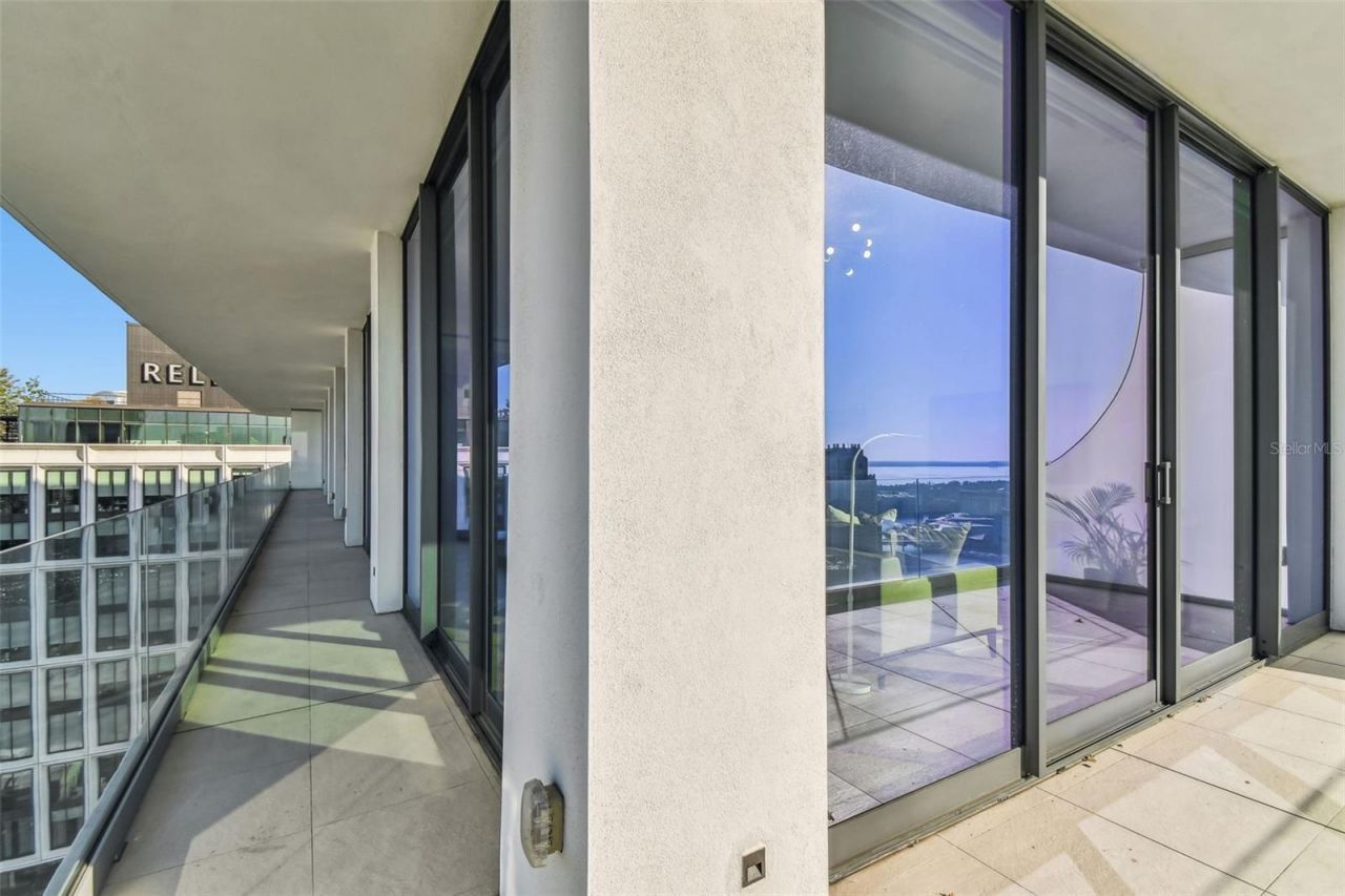 1000 Water Street, Unit 2202, Tampa, FL 33602 Photo