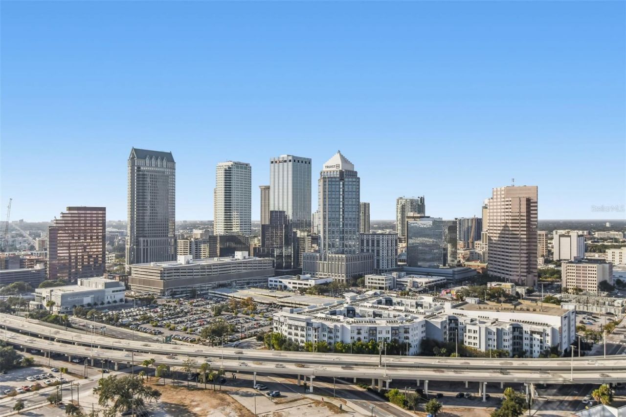 1000 Water Street, Unit 2202, Tampa, FL 33602 Photo