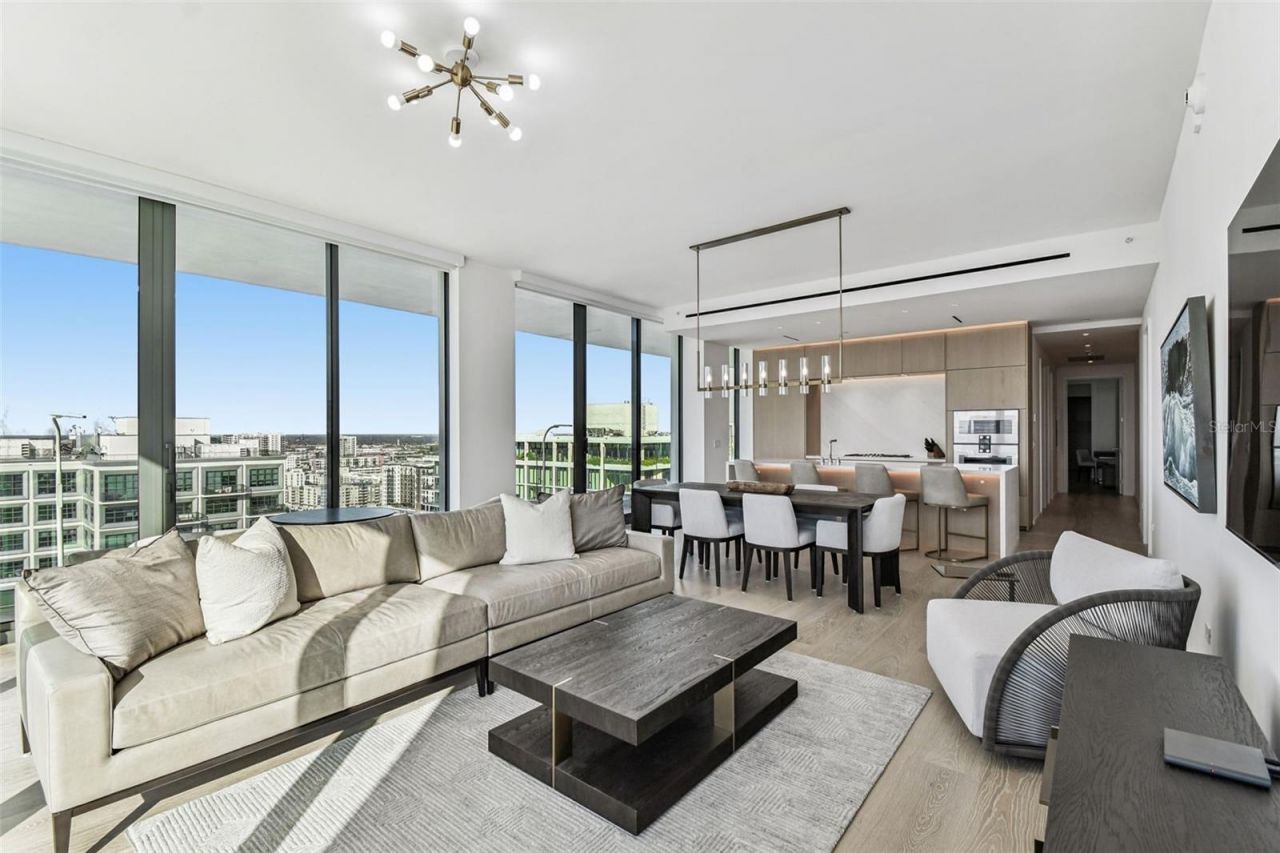 1000 Water Street, Unit 2202, Tampa, FL 33602 Photo