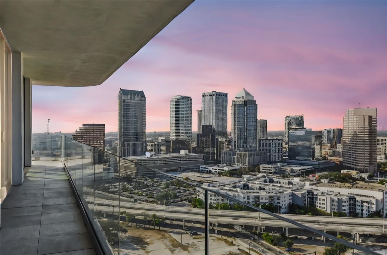 1000 Water Street, Unit 2202, Tampa, FL 33602 Photo