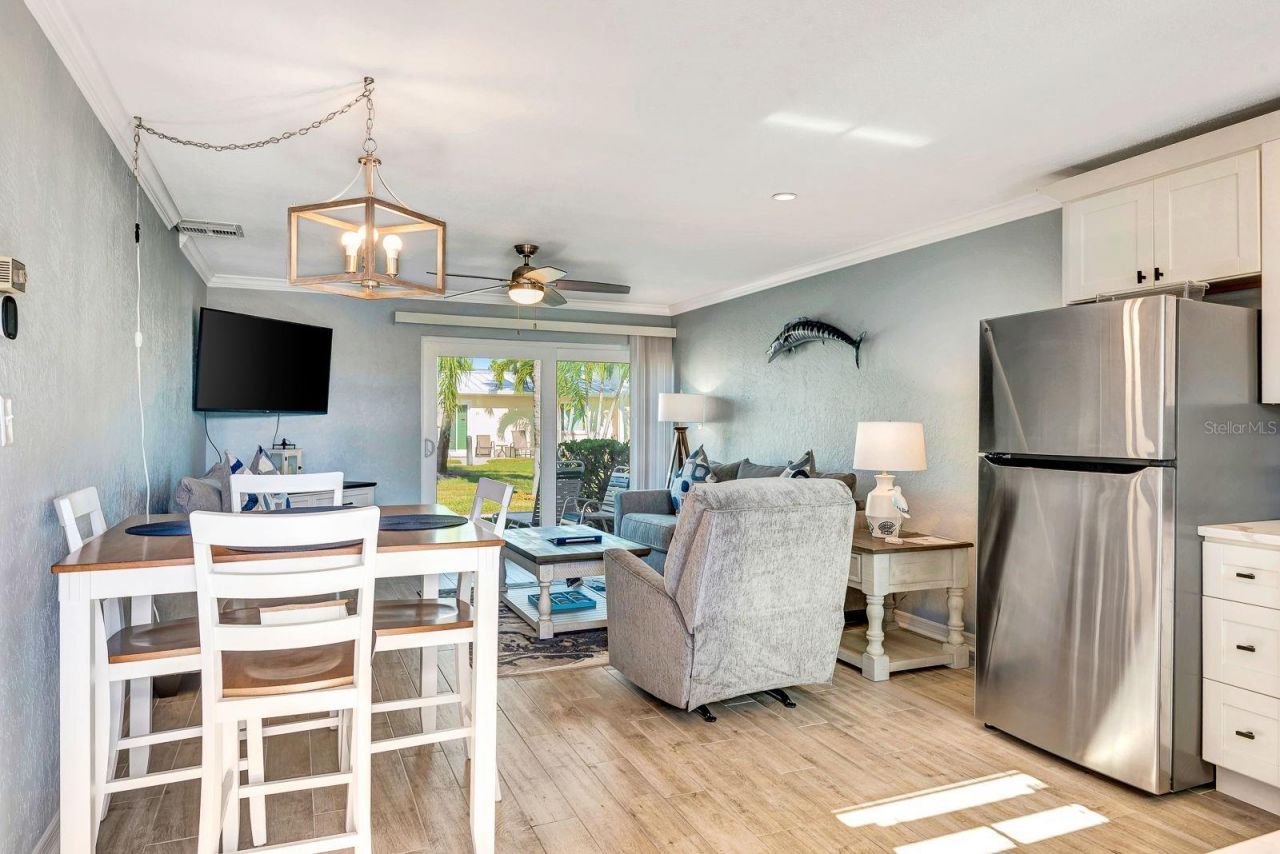 5830 Midnight Pass Road, Unit 61, Sarasota, FL 34242 Photo