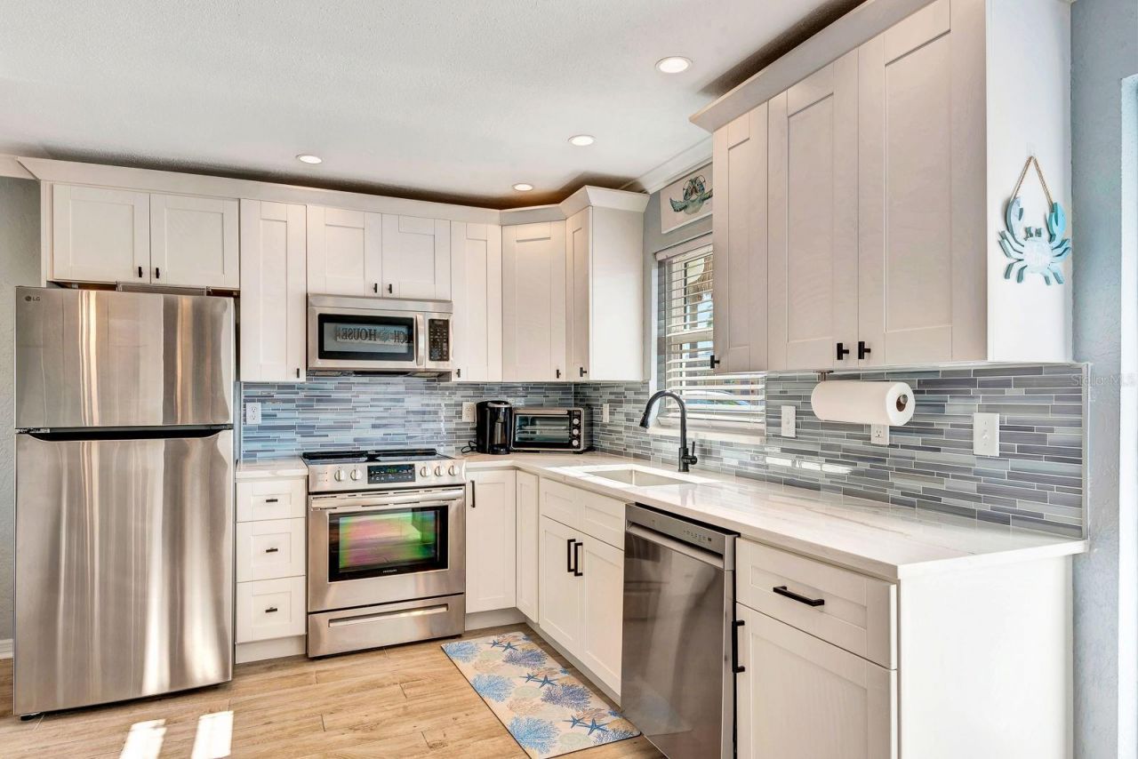 5830 Midnight Pass Road, Unit 61, Sarasota, FL 34242 Photo