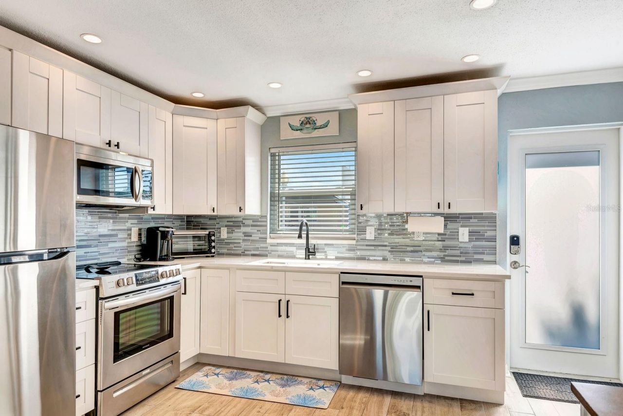 5830 Midnight Pass Road, Unit 61, Sarasota, FL 34242 Photo