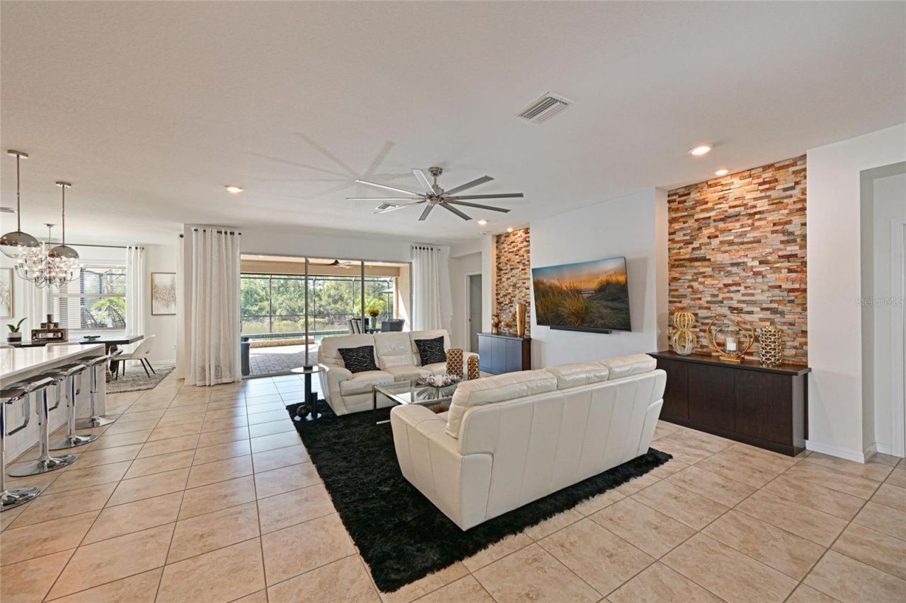 2811 130th Avenue E, Parrish, FL 34219 Photo