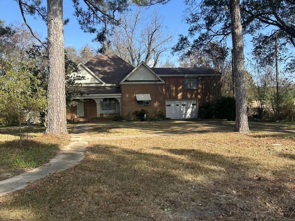 2681 S County Line Rd, Preston, MS 39354