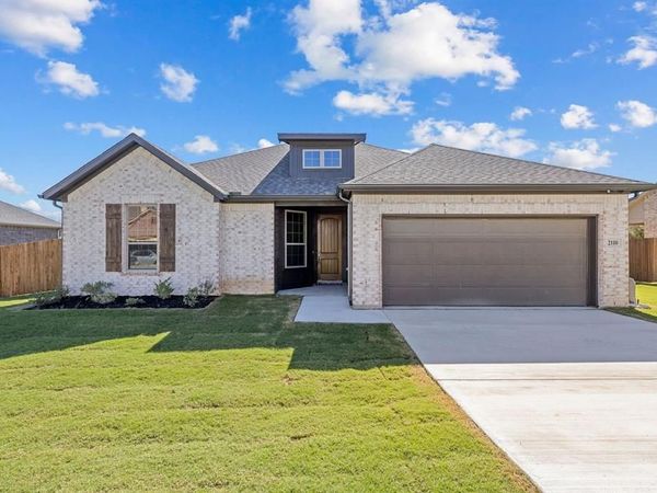2110 Briarwood, Bridgeport, TX 76426