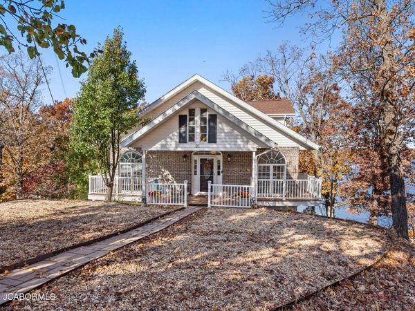 21 JONATHAN COURT, Lake Ozark, MO 65049