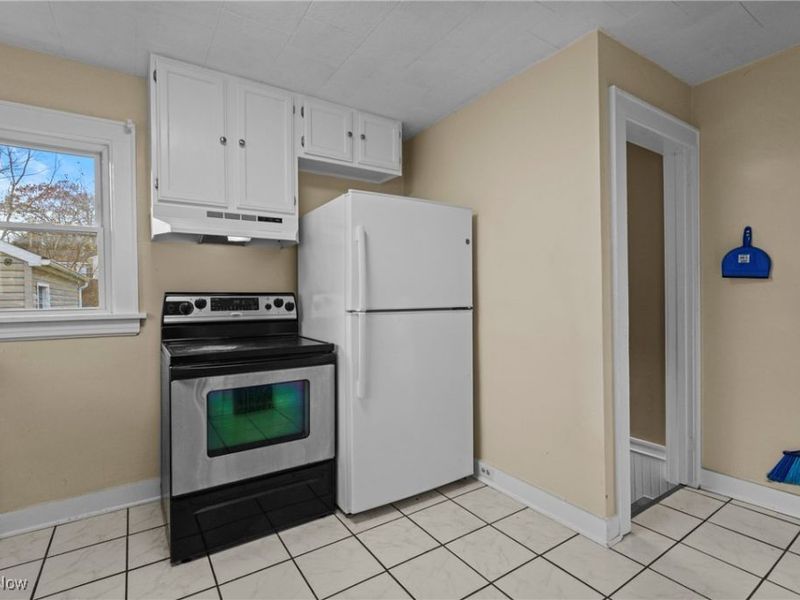 640 Plainfield Road, Akron, OH 44312 Photo 10