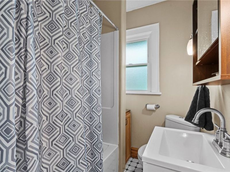 640 Plainfield Road, Akron, OH 44312 Photo 14