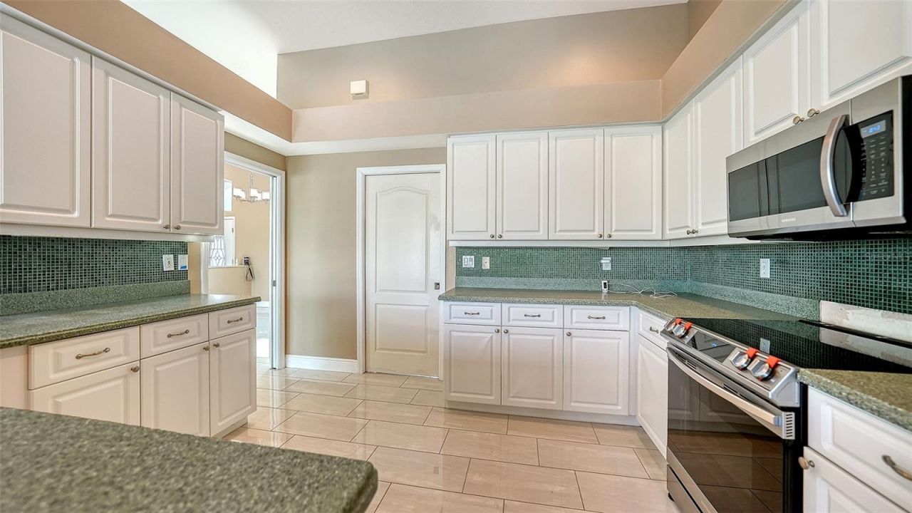 5531 Downham Meadows, Sarasota, FL 34235 Photo