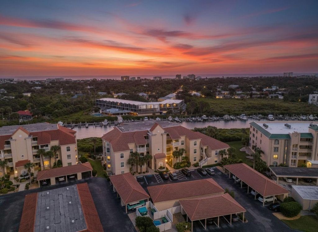 434 Bouchelle Drive, Unit 304, New Smyrna Beach, FL 32169 Photo