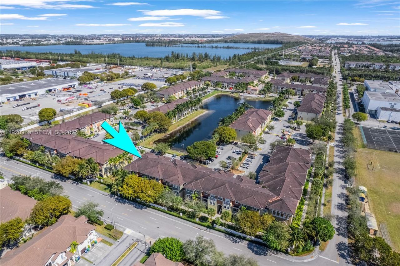 10870 NW 88th Ter, Unit 227, Doral, FL 33178 Photo