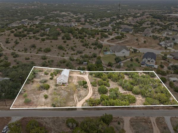 500 Springlake DR, Dripping Springs, TX 78620