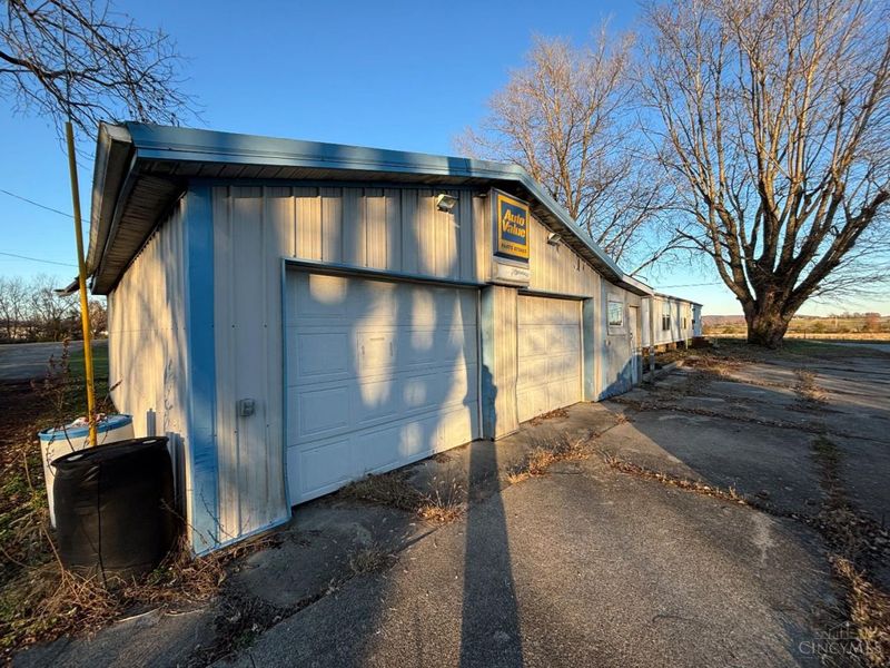 17 S Nixon Avenue, Peebles, OH 45660 Photo 2