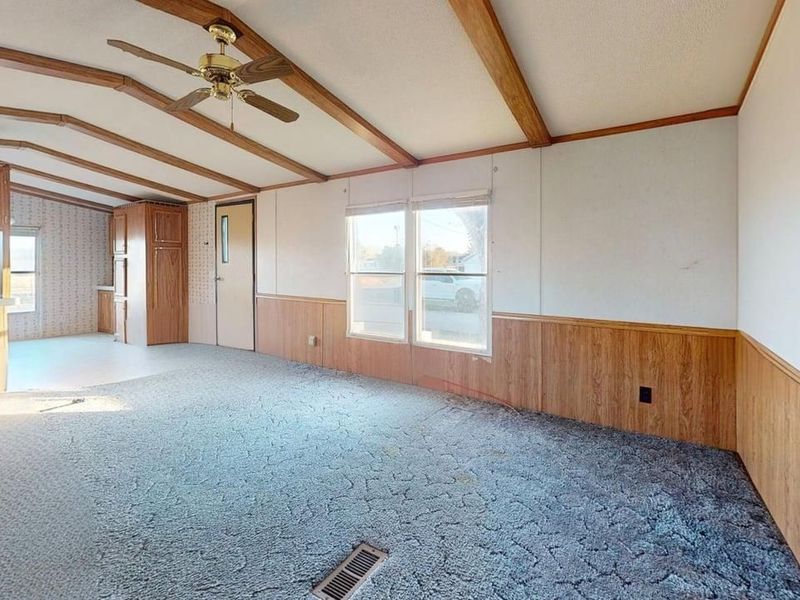 17 S Nixon Avenue, Peebles, OH 45660 Photo 4