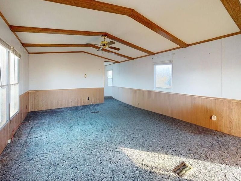 17 S Nixon Avenue, Peebles, OH 45660 Photo 5