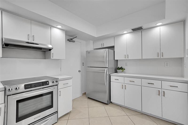 3550 Galt Ocean Drive, Unit 604, Fort Lauderdale, FL 33308 Photo