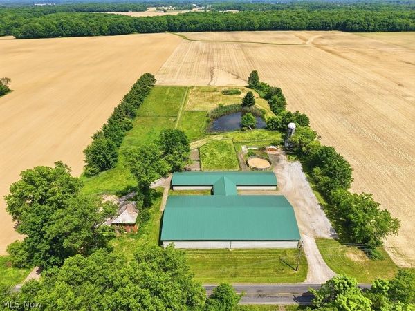 2941 Vandemark Road, Litchfield, OH 44253