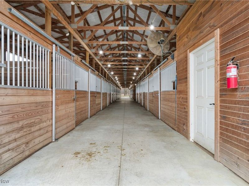 2941 Vandemark Road, Litchfield, OH 44253 Photo 17