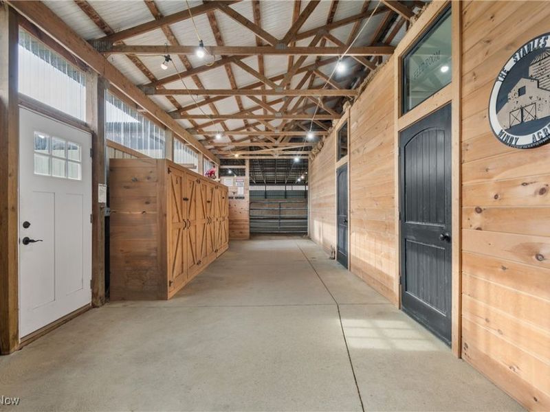 2941 Vandemark Road, Litchfield, OH 44253 Photo 4