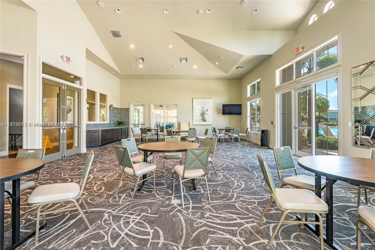 4144 Greenway Dr, Unit 4144, Hollywood, FL 33021 Photo