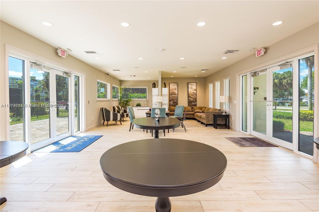 4144 Greenway Dr, Unit 4144, Hollywood, FL 33021 Photo