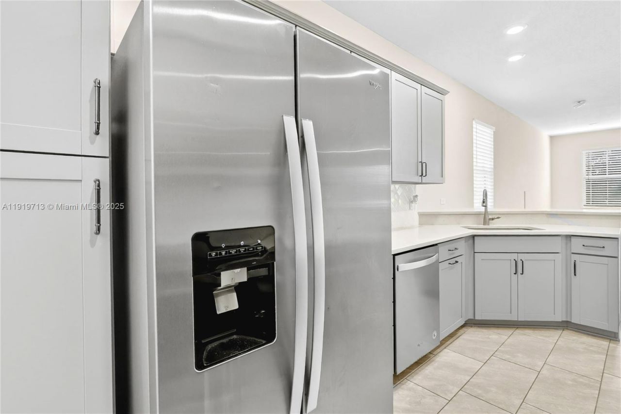 4144 Greenway Dr, Unit 4144, Hollywood, FL 33021 Photo