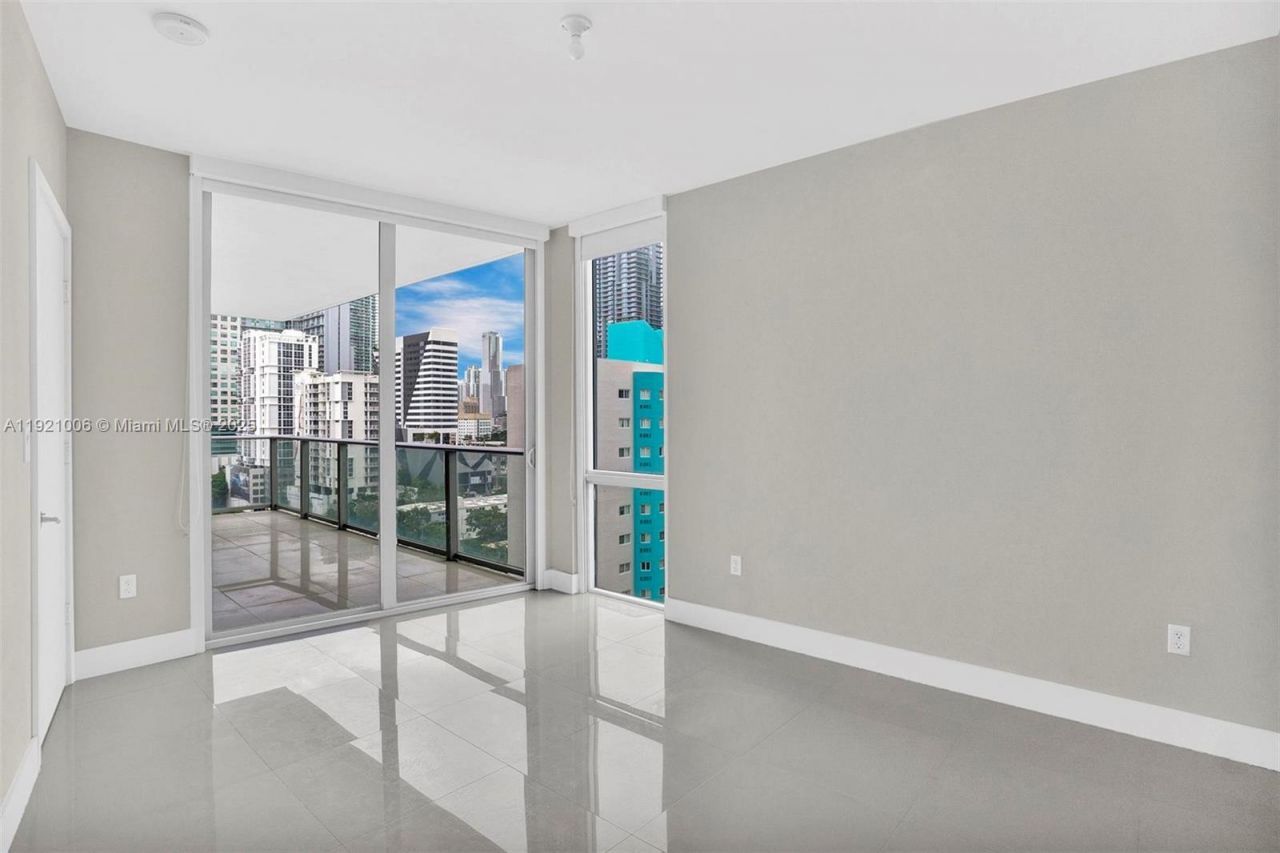 1010 SW 2nd Ave, Unit 1004, Miami, FL 33130 Photo