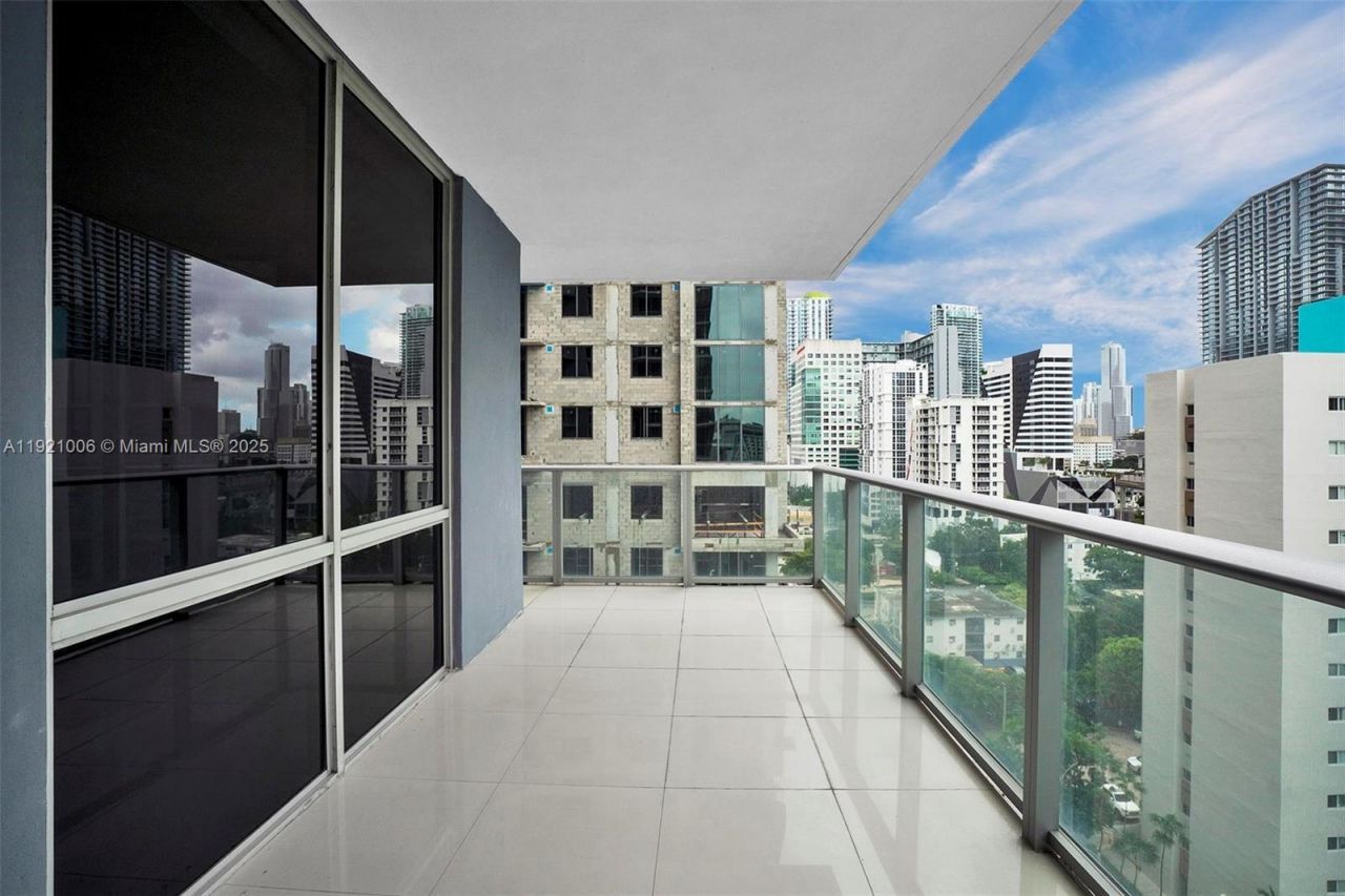 1010 SW 2nd Ave, Unit 1004, Miami, FL 33130 Photo